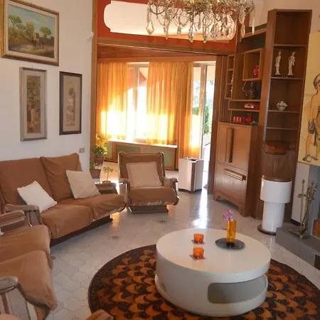 Villa Madonna Con Le Rose Sala Giochi E Biliardo *
